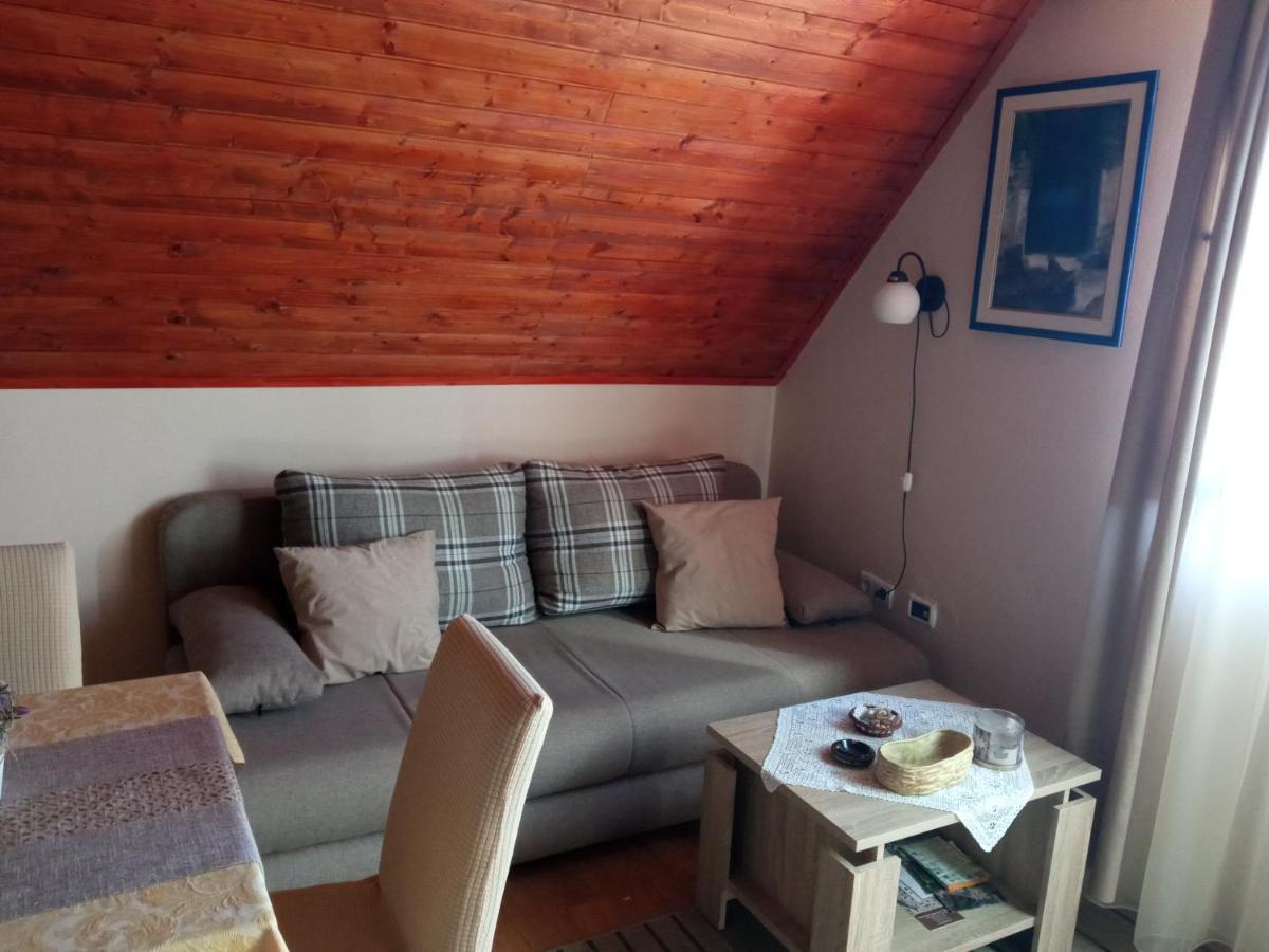 Ruza * Skradin